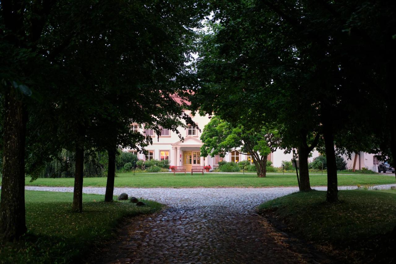 Relais & Chateaux Gutshaus Stolpe Stolpe an der Peene Zewnętrze zdjęcie